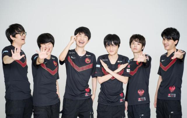 皓阳和韦世 皓阳和韦世